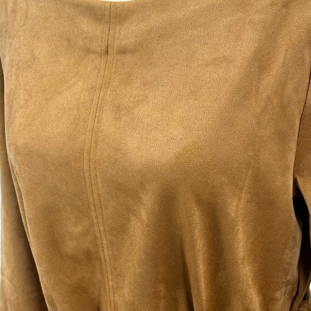 Banana Republic Womens Top M NWT Vegan Suede Office Brown Minimalist Belted Soft - Picture 2 of 8
